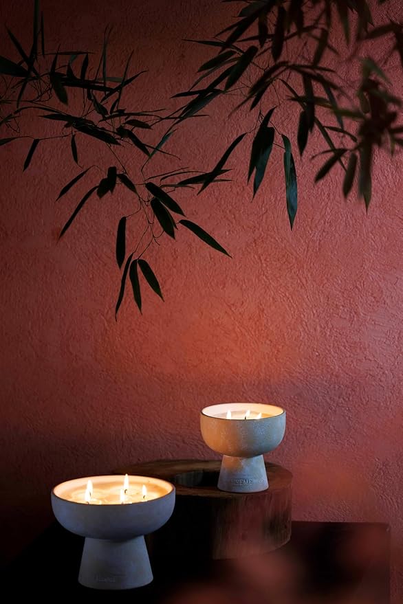 BLUEME Oakmoss & Sandalwood, Luxury Candle w/Essential Oils, 3 Wick, Hand-Poured Soy, Cotton Wick, Ceramic