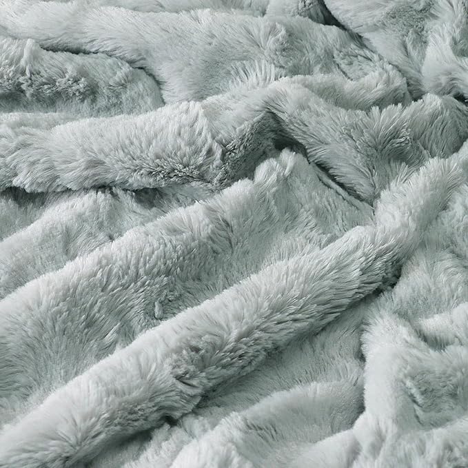 TOONOW Faux Fur Luxury Throw Blanket,Double Side Soft Fluffy Shaggy Fuzzy Blanket for Couch Sofa Bed (Glacier Gray, Queen Size)