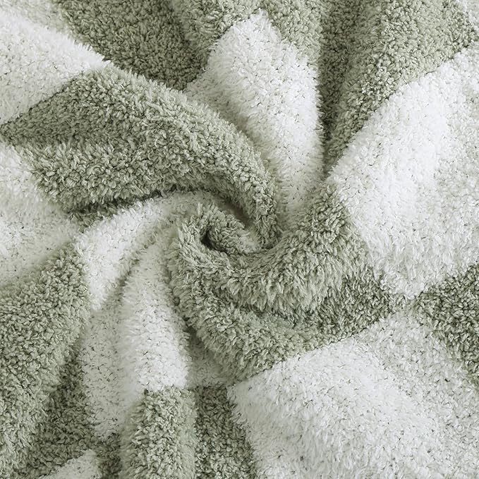 WRENSONGE Checkered Throw Blanket, Sage GreenSoft Cozy Fluffy Warm Hand Made Throw Blankets for Couch, Sofa, Chair, Bed, Camping, Picnic, Travel Lightweight Bed Blanket - 30"*40"