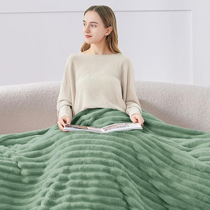 BEDELITE Fleece Throw Blanket for Couch - 300GSM Soft & Warm Fluffy Sage Green Blanket, Decorative and Giftable Striped Blankets for Women, Men, 50"x70"