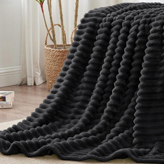 BEDELITE Full Size Blanket for Bed, 300GSM Soft & Warm Fleece Black Blanket, Decorative and Giftable Striped Blankets for Women, Men, 84"x90"