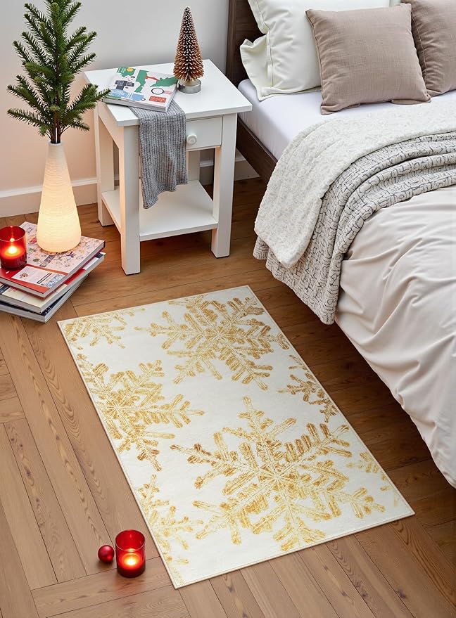 Lahome Snowflake Christmas Rugs for Entryway, 2x3 Christmas Kitchen Rugs Non Slip Merry Christmas Door Mat Indoor, Washable Small Rug Holiday Decor Carpet for Bathroom Entry Bedroom(2x3ft,Gold)