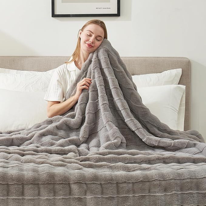 Cozy Bliss Fluffy King Size Throw Blankets for Bed,Warm Cozy Soft Grey Faux Fur Throw Blankets for Sofa Bedroom Living Room,108x90 Inches