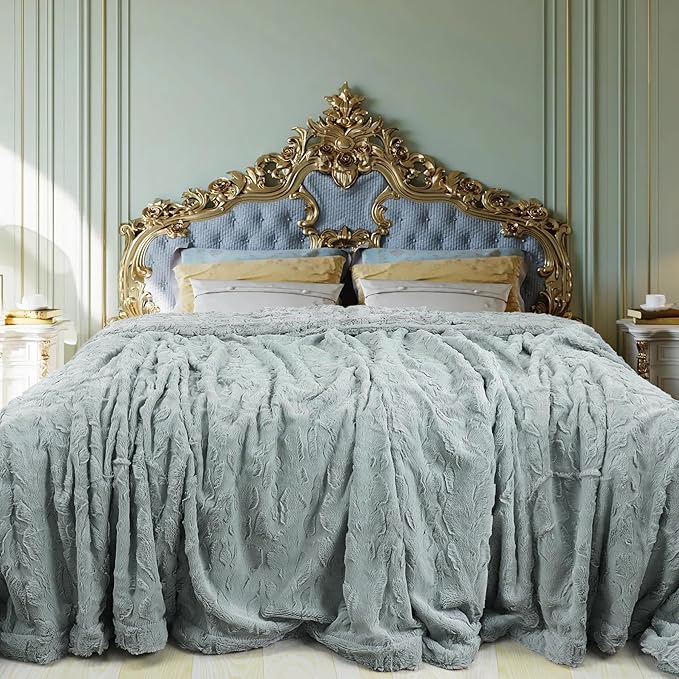 TOONOW Faux Fur Luxury Throw Blanket,Double Side Soft Fluffy Shaggy Fuzzy Blanket for Couch Sofa Bed (Glacier Gray, Queen Size)