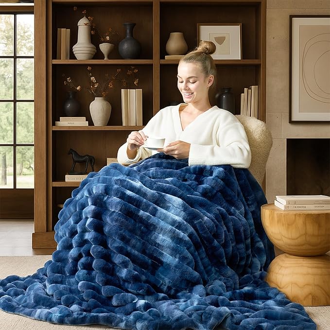 Cozy Bliss Faux Fur Throw Blanket for Couch, Cozy Warm Plush Striped Blanket for Sofa Bedroom Living Room, 50 * 60 Inches Tie-dye Blue