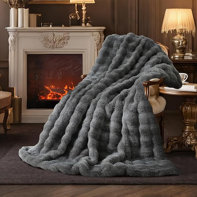 Amélie Home Faux Fur Throw Blanket, Ultra Soft Fuzzy Plush Bubble Blanket for Couch, Bed & Living Room, 60"x80", Cationic Wolf Gray