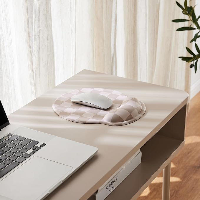 Beige Khaki Checkered Mouse Pad with Gel Wrist Rest, Wrist Support, Ergonomic Desk Accessories for Women, Office Laptop Gaming Decor, Cute Aesthetic Check Design