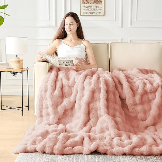 Luxury 1000GSM Faux Rabbit Fur Throw Blanket, Super Heavy Warm Cozy Blankets for Couch Bed Sofa, Bubble Plush Fuzzy Elegant Soft Reversible Mink Blanket for Living Room Bedroom, Pink