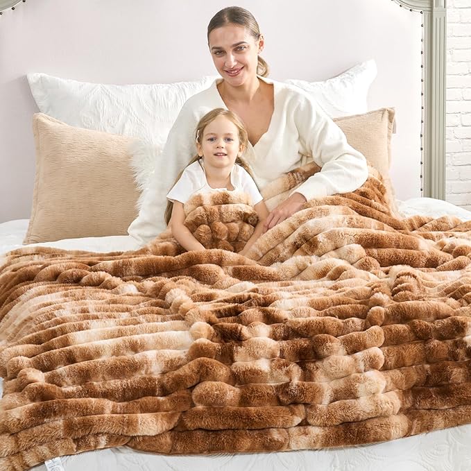 Cozy Bliss Faux Fur Throw Blanket for Couch, Cozy Warm Plush Striped Blanket for Sofa Bedroom Living Room, 108 * 90 Inches Tie-dye Brown