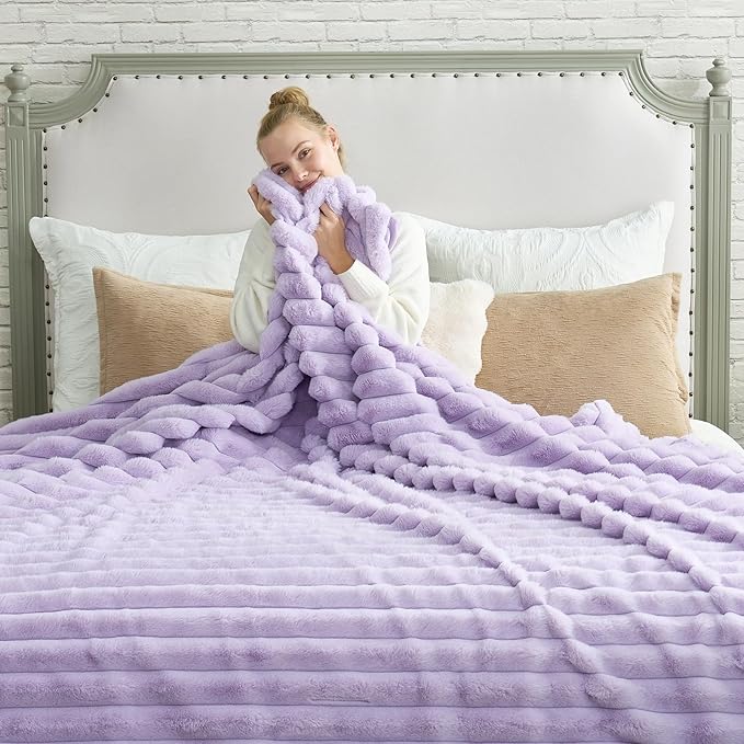 Cozy Bliss Faux Fur Throw Blanket for Couch, Cozy Warm Plush Striped Blanket for Sofa Bedroom Living Room, 90 * 90 Inches Lavender