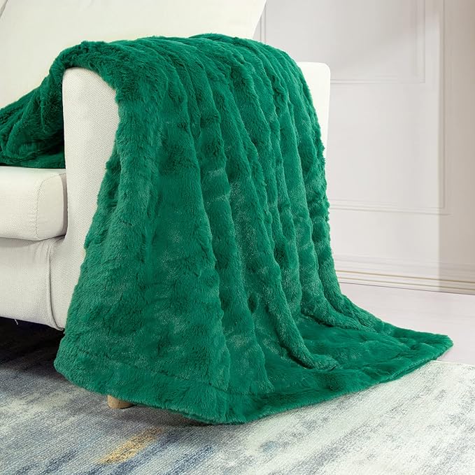 TOONOW Faux Fur Luxury Throw Blanket,Double Side Soft Fluffy Shaggy Fuzzy Blanket for Couch Sofa Bed (Emerald, Throw)