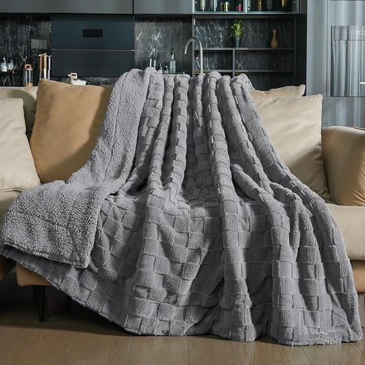 Pawque Super Soft Cozy Throw Blanket Twin Size for Couch Bed, Fluffy Sherpa Fleece Reversible Thick Warm Fuzzy Blanket for All-Season, 3D Checkered Jacquard Decorative Blankets, Grey, 60" x 80"