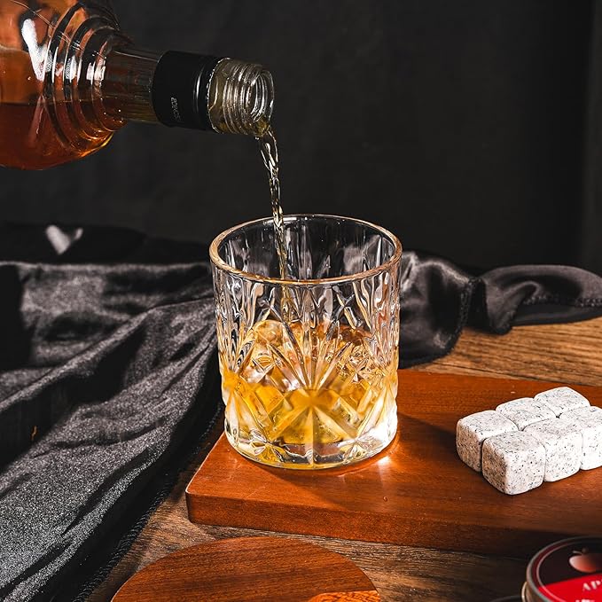 Whiskey Smoker Electric Set Bourbon for Men Old Fashioned Smoker Drink with 6 Wood Chips and 6 Whiskey Stones Food and Cocktail Smoked Kitchen Bar Tools Cool White Elephant Gifts Black