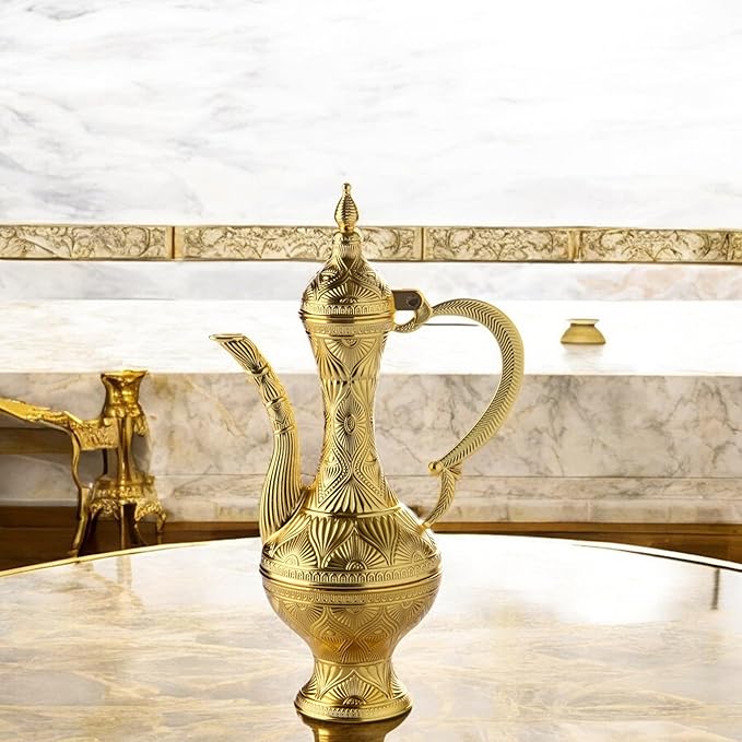 Alisveristime Small Decorative Zamac Ewer – Miniature Ottoman-Inspired Ornate Pitcher with Lid for Home Décor (8.27” x 4.72” x 2.76”) (Gold)
