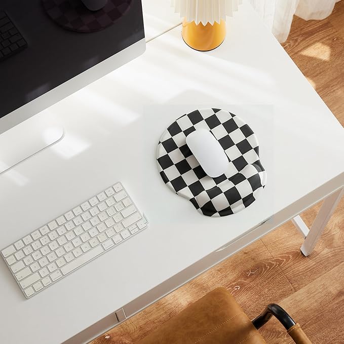 Black White Checkered Mouse Pad with Gel Wrist Rest, Wrist Support, Ergonomic Desk Accessories for Women, Office Laptop Gaming Decor, Cute Aesthetic Check Design