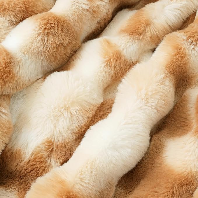 Amélie Home Faux Fur Throw Blanket for Couch, Ultra Soft Fuzzy Plush Bubble Throw for Sofa, Living Room & Home Decor, 50"x60", Tie-dye Kahki