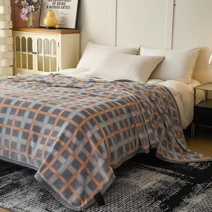 Fleece Bed Blankets Throw Size - Soft Lightweight Plush Fuzzy Cozy Luxury Blanket Microfiber Throw for Couch Bed,All-Season Breathable,40x60 Inches