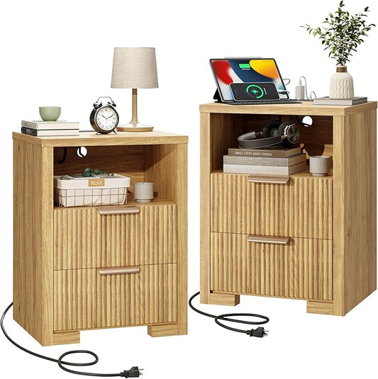 Fluted Nightstand Set of 2 with Charging Station,18" Night Stand with 2 Drawers,End Table with Storage, Bed Side Table for Bedroom,Modern Nightstand for Living Room, Oak