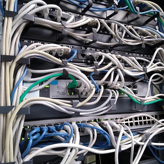 PATIKIL 1U Horizontal Cable Managers, 5 Pack 19 Inch Horizontal Lacing Bar Rack Mount Cord Management Metal Wire Organizer for Network Cabinet, Black