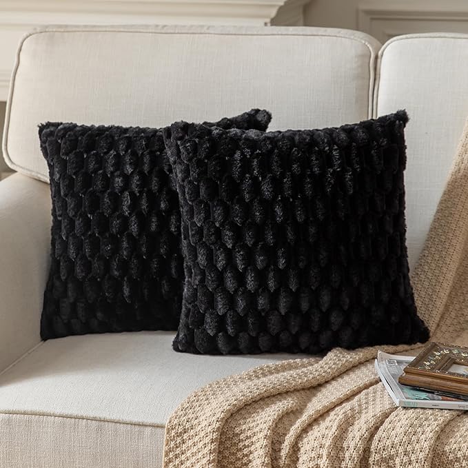 Pack of 2 Super Soft Throw Pillow Covers 18x18 Inch Faux Fur Plush Pillowcase Luxury Cozy Fluffy Decorative Cushion Cover for Sofa Couch Bed Livingroom Black