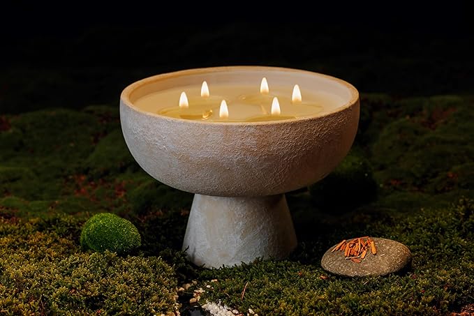 BLUEME Oakmoss & Sandalwood, Luxury Candle w/Essential Oils, 6 Wick, Hand-Poured Soy, Cotton Wick, Ceramic