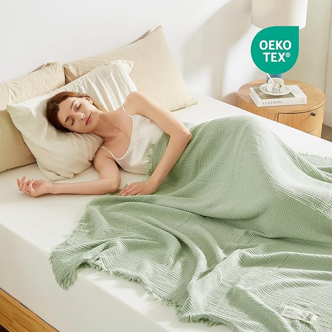 SOULFUL Muslin Throw Blanket with Tassels - Soft King Size Cotton Throw Blanket for Couch or Bed, Lightweight and Breathable Gauze for All Seasons, Grassgreen, 108" x 90"