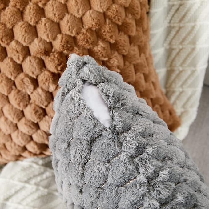 Yaertun Pack of 2 Super Soft Cozy Decorative Throw Pillow Covers Fuzzy Plush Faux Fur Luxury Cushion Cover Pillowcase for Sofa Couch Bed Livingroom 20x20 Inch Grey