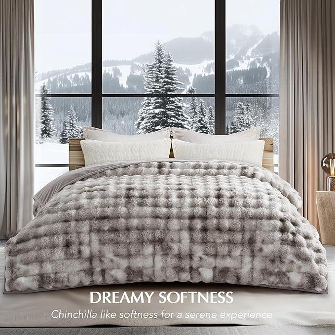 EverGrace Ultra Soft Luxury Fluffy Faux Rabbit Fur Throw Blanket, Thick Warm Bubble Throw for Bed, Cozy Plush Reversible Blankets for Couch, Chair, Sofa, Light Grey, 80x90 Inches