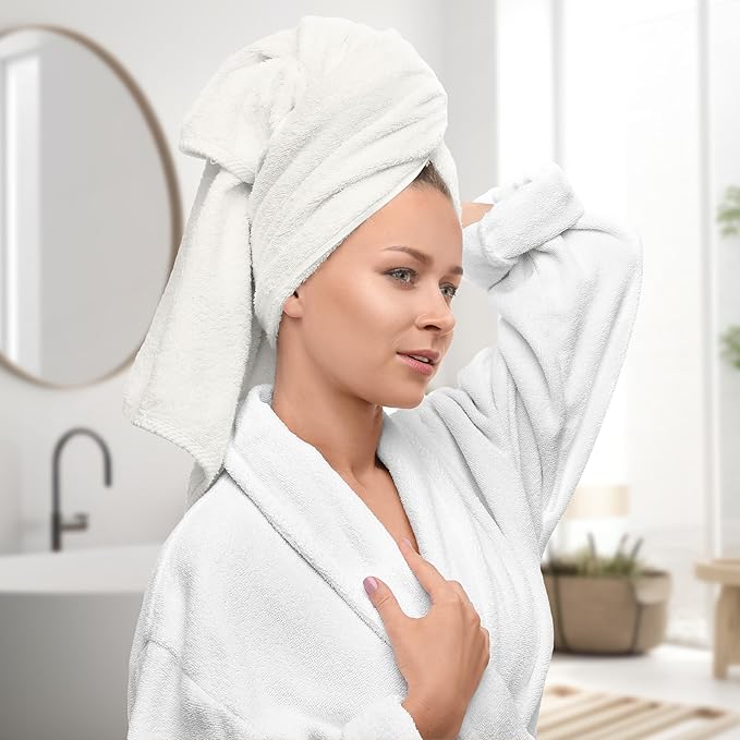 Avalon Towels Luxury 8 Piece White Towels Set, 2 Bath Towels, 2 Hand Towels and 4 Washcloths, 600 GSM 100% Ring Spun Cotton Highly Absorbent White Bathroom Towels, Ideal for Hotel, Spa and Gym