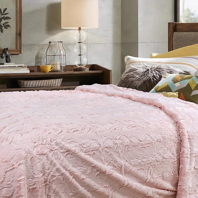 TOONOW Faux Fur Luxury Throw Blanket,Double Side Soft Fluffy Shaggy Fuzzy Blanket for Couch Sofa Bed (Mauve Morn, X-Large Twin Size)