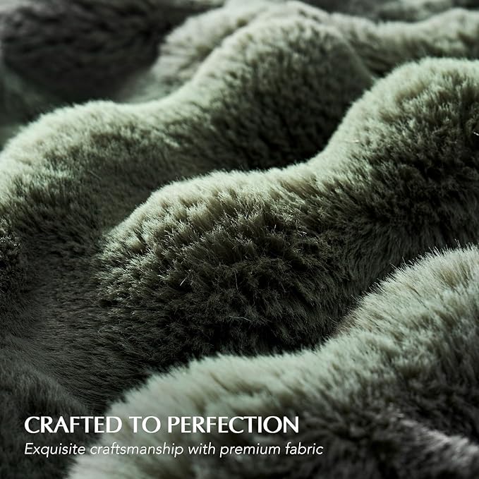 EverGrace Ultra Soft Luxury Fluffy Faux Rabbit Fur Throw Blanket, Thick Warm Bubble Throw for Bed, Cozy Plush Reversible Blankets for Couch, Chair, Sofa, Green, 60x80 Inches