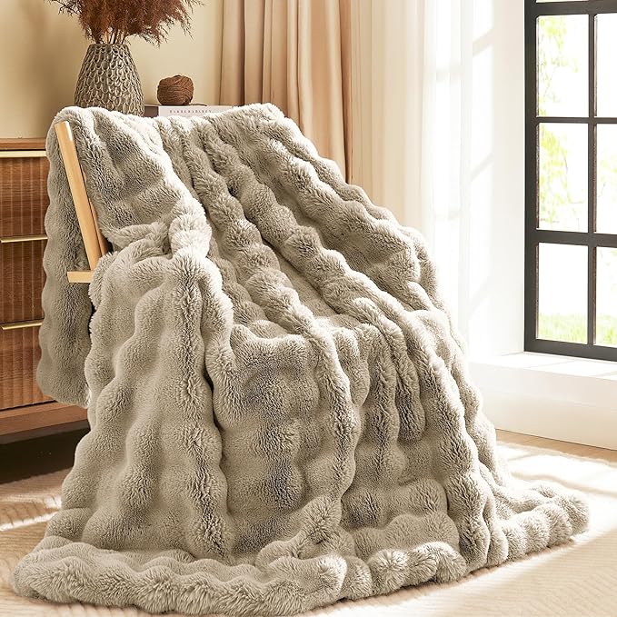 L'AGRATY Faux Rabbit Fur Blanket: 60" x 80" Twin Luxury Soft Fluffy Thick Fur Throw Blanket for Couch Bed Sofa - Cozy Plush Bubble Blankets for Winter: Flannel Fleece Decorative Blanket(Castle Grey)