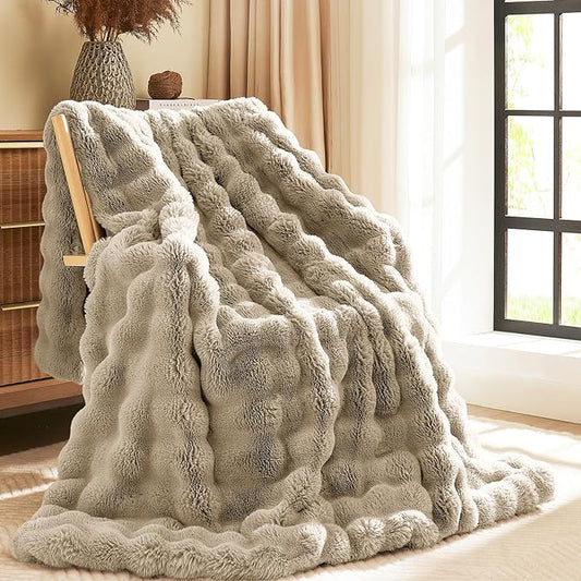 L'AGRATY Faux Rabbit Fur Blanket: 50" x 60" Luxury Soft Fluffy Thick Fur Throw Blanket for Couch Bed Sofa - Cozy Plush Bubble Blankets for Winter: Warm Flannel Fleece Decorative Blanket(Castle Grey)