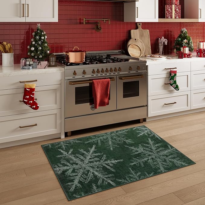 Lahome Snowflake Christmas Kitchen Rugs, 2x3 Washable Christmas Door Mat Indoor Non Slip Green Rugs for Entryway, Soft Small Rugs Holiday Decor Carpet for Entry Bathroom Bedroom(2x3ft,Green)