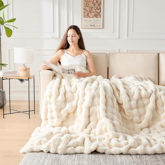 Luxury 1000GSM Faux Rabbit Fur Throw Blanket, Super Heavy Warm Cozy Blankets for Couch Bed Sofa, Bubble Plush Fuzzy Elegant Soft Reversible Mink Blanket for Living Room Bedroom, Cream White