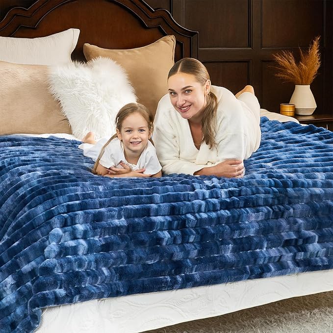 Cozy Bliss Faux Fur Throw Blanket for Couch, Cozy Warm Plush Striped Blanket for Sofa Bedroom Living Room, 90 * 90 Inches Tie-dye Blue