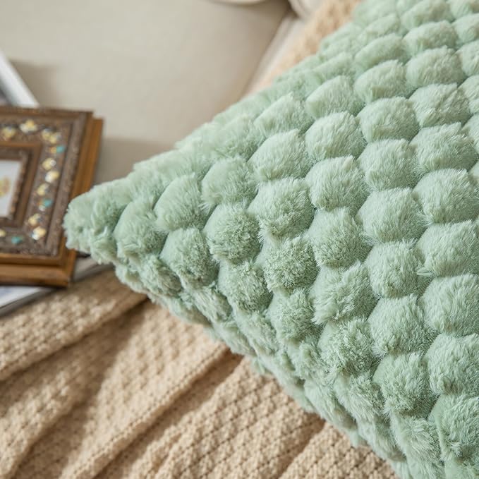 Pack of 2 Super Soft Throw Pillow Covers 18x18 Inch Faux Fur Plush Pillowcase Luxury Cozy Fluffy Decorative Cushion Cover for Sofa Couch Bed Livingroom Sage Green