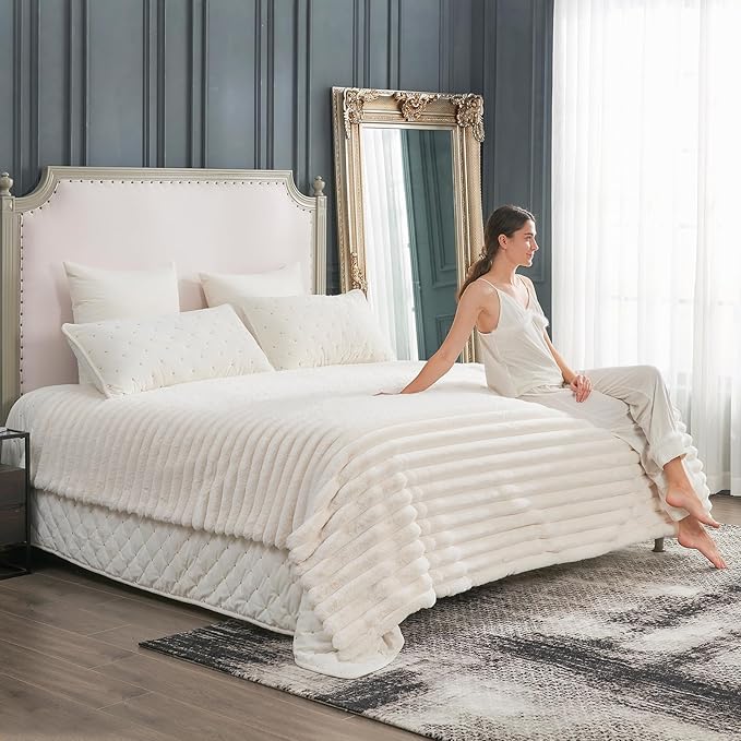 Cozy Bliss Faux Fur Throw Blanket for Couch, Cozy Warm Plush Striped Blanket for Sofa Bedroom Living Room, 108 * 90 Inches Cream White