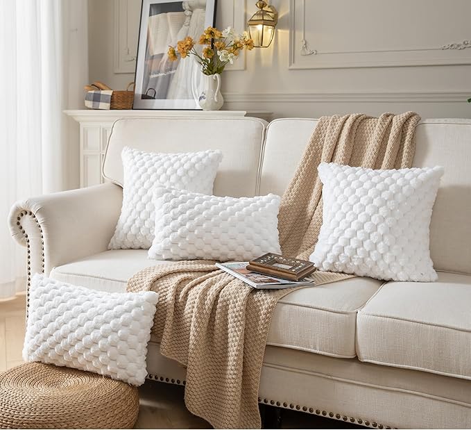 Pack of 2 Super Soft Throw Pillow Covers 18x18 Inch Faux Fur Plush Pillowcase Luxury Cozy Fluffy Decorative Cushion Cover for Sofa Couch Bed Livingroom Cream White