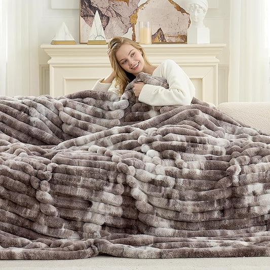 Cozy Bliss Faux Fur Throw Blanket for Couch, Cozy Warm Plush Striped Blanket for Sofa Bedroom Living Room, 90 * 90 Inches Tie-dye Grey