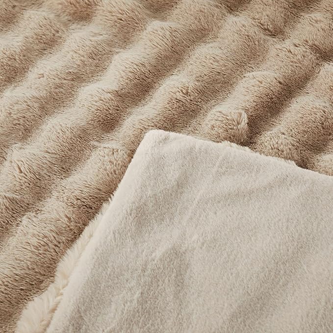 Faux Fur Throw Blanket for Couch Cozy Fuzzy Soft Plush Thick Fluffy Fleece Bubble Blanket for Sofa Bedroom Living Room, 51x63 Inches Camel