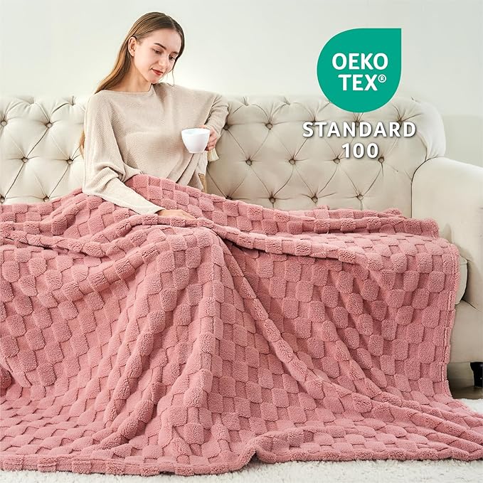BEDELITE Super Soft Throw Blanket for Couch and Bed, Lightweight Cozy Fluffy Decorative 3D Checkered Blanket, Warm and Fuzzy Fleece Blanket for Camping, Travel(Dusty Pink, 60"x80")
