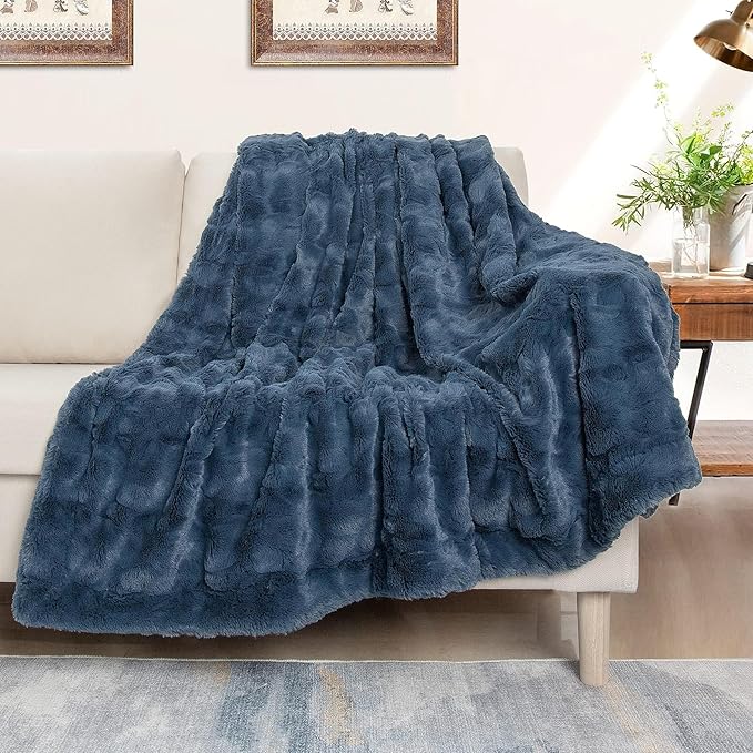 TOONOW Faux Fur Luxury Throw Blanket,Double Side Soft Fluffy Shaggy Fuzzy Blanket for Couch Sofa Bed (Navy, Throw)