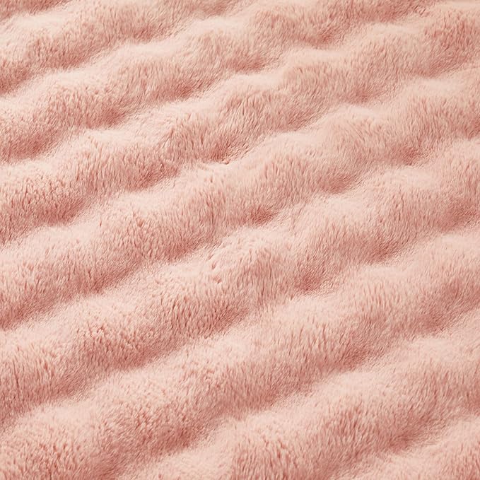 Faux Fur Throw Blanket for Couch Cozy Fuzzy Soft Plush Thick Fluffy Fleece Bubble Blanket for Sofa Bedroom Living Room, 51x63 Inches Pink