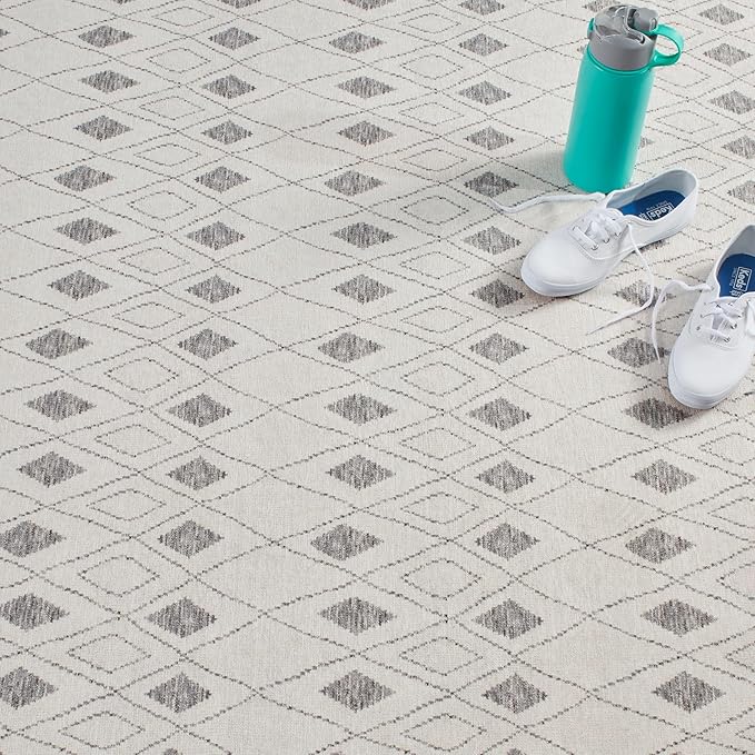 Dash & Albert Chandler Ivory Machine Washable Rug, 5 X 8 Feet, Ivory Geometric Pattern