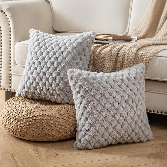 Pack of 2 Super Soft Throw Pillow Covers 18x18 Inch Faux Fur Plush Pillowcase Luxury Cozy Fluffy Decorative Cushion Cover for Sofa Couch Bed Livingroom LightGrey