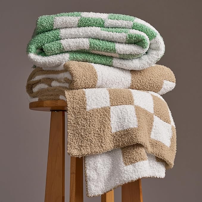 Joiedomi Twin Blanket for Couch, Sage Green Checkered Knitted Blankets Gifts for Women Mom Girls, Cozy Cute Soft Throw Home Room Decor Aesthetic Women Mothers Birthday Gifts 60x80 Inches