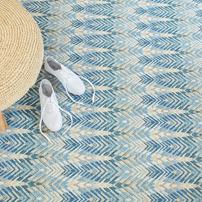 Dash & Albert Seneca Blue Machine Washable Rug, 6 X 9 Feet, Blue Graphic Pattern